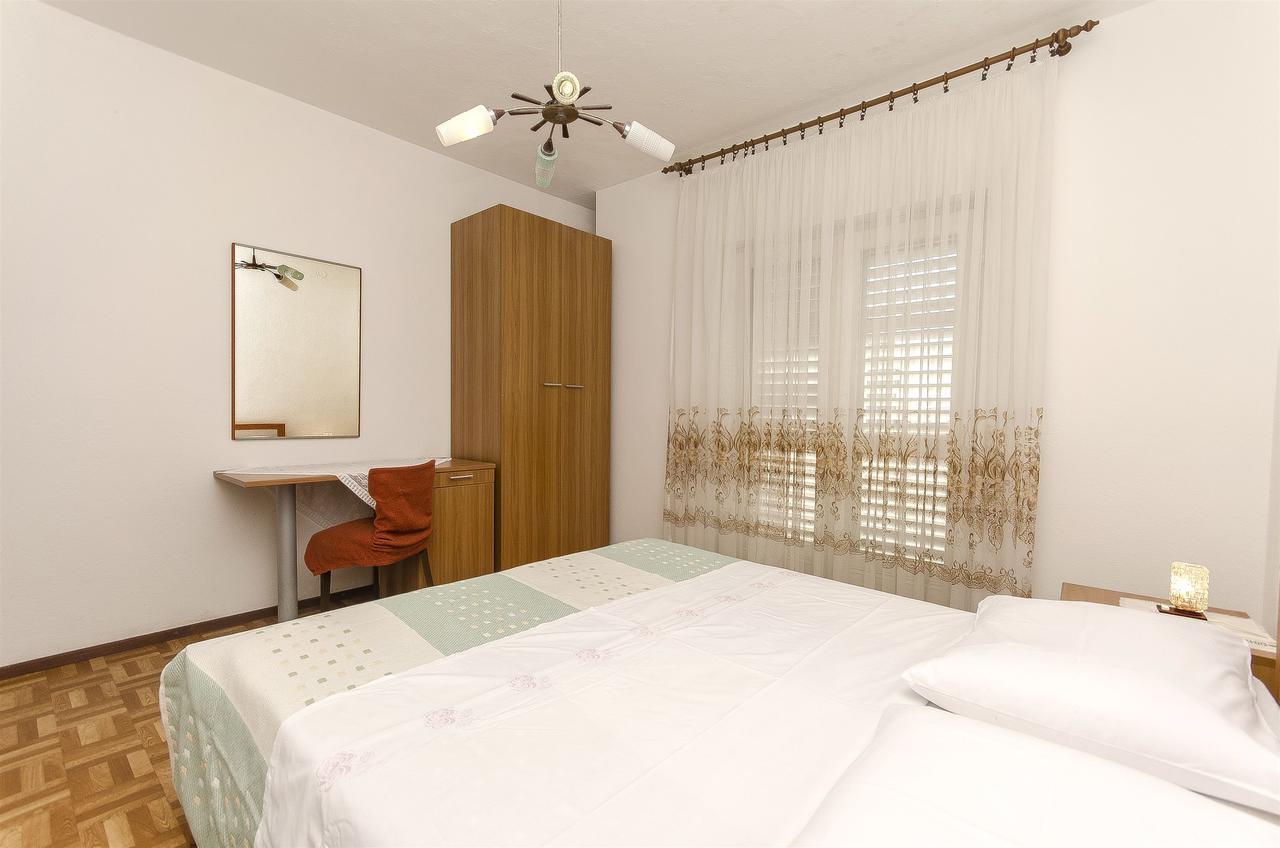 Apartment Niko Vodice Extérieur photo