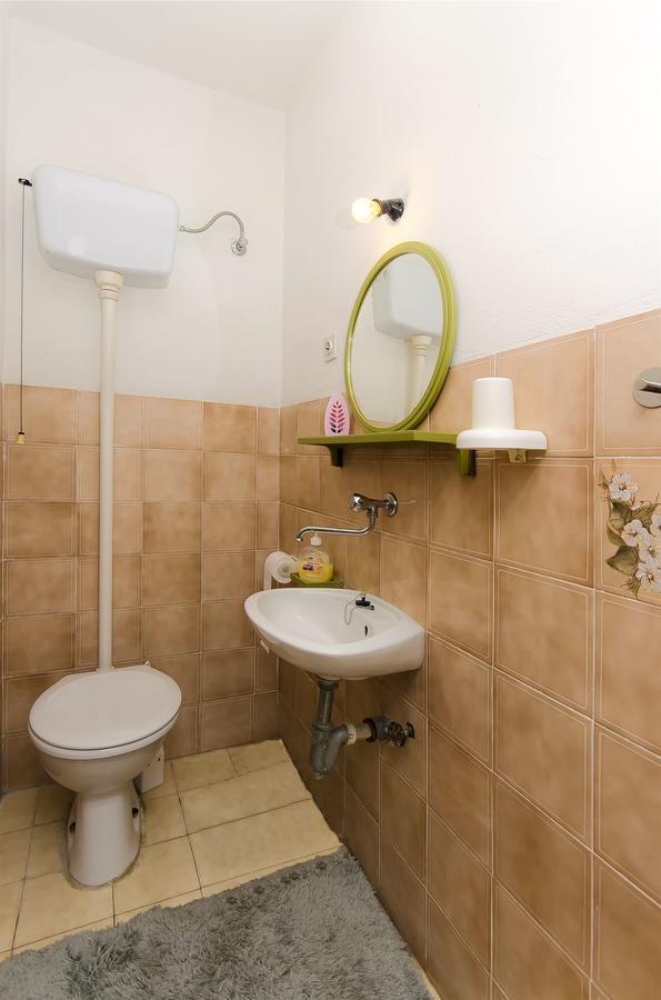 Apartment Niko Vodice Extérieur photo