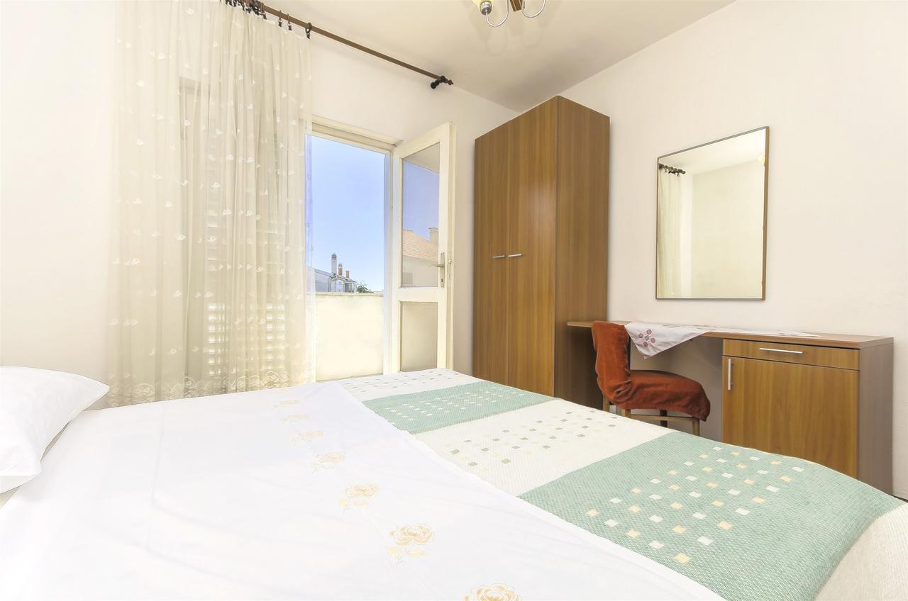 Apartment Niko Vodice Extérieur photo